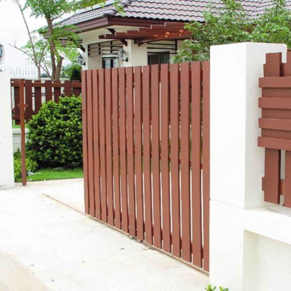 ไม้รั้วตราช้าง<br>4นิ้ว x 4เมตร - Image 2